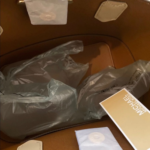 SOLD - Picture 6 of 7